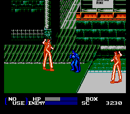 Batman Returns (NES) screenshot: Fighting long-legged guys