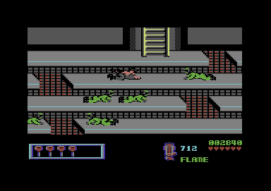 Midnight Resistance (Commodore 64) screenshot: Crawling green guys