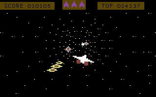 Quasar (Commodore 64) screenshot: Battling it out in outer space