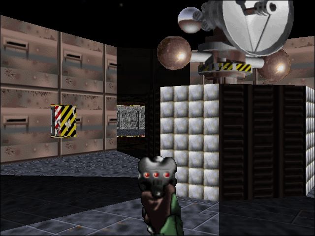 Marathon (Macintosh) screenshot: Almost every level has an objective to complete. Here, we're bring this communications dish online.