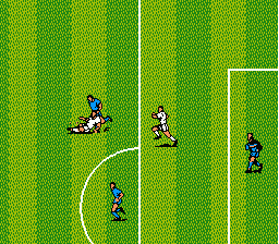 Konami Hyper Soccer (NES) screenshot: Sliding