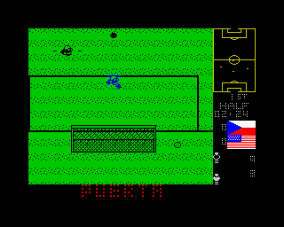 Mundial de Fútbol (ZX Spectrum) screenshot: Shoots...oh just wide!