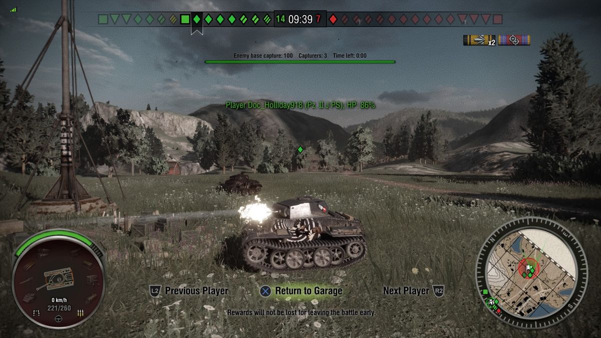 World of Tanks: Bonus German Tank! (PlayStation 4) screenshot: Firing at the enemy tank