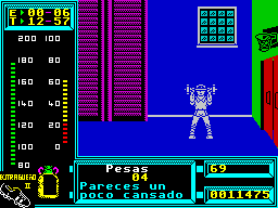 Emilio Butragueño 2 (ZX Spectrum) screenshot: The next exercise is the weight lift. That really tires him out. Heart rate is very high and all the water is gone.