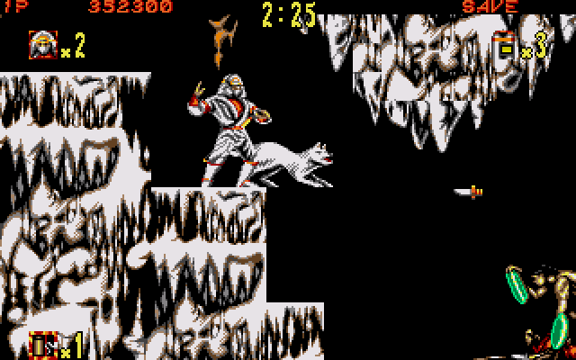 Shadow Dancer (Amiga) screenshot: Through the caverns