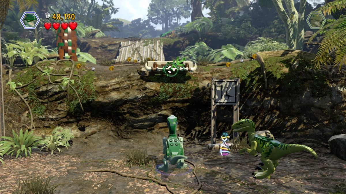 LEGO Jurassic World (PlayStation 4) screenshot: Learning how to catch object with teeth