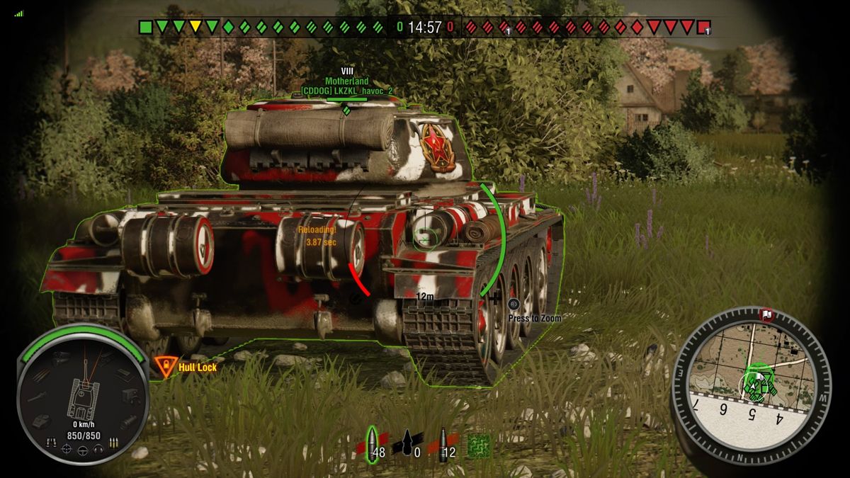 World of Tanks: The Motherland (PlayStation 4) screenshot: Clear view of a stationary Motherland tank in front