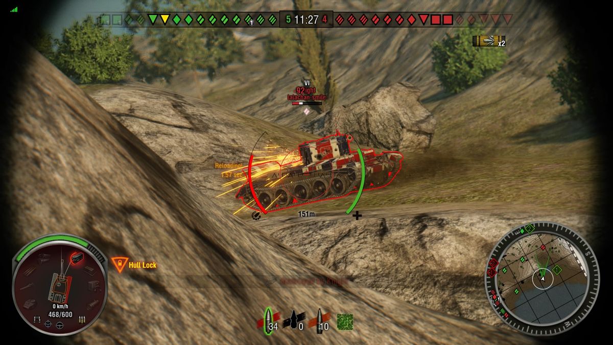 World of Tanks: Independence Mega Bundle (PlayStation 4) screenshot: Enemy Cromwell Knight tank taking damage