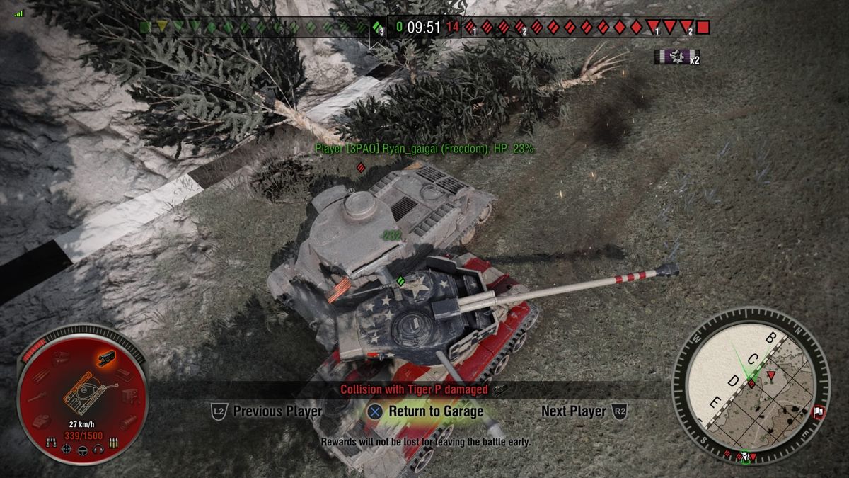 World of Tanks: Independence Mega Bundle (PlayStation 4) screenshot: Freedom tank is losing to an enemy Tiger P tank
