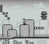 Astérix (Game Boy) screenshot: There might be a Roman hidden in that trunk...