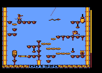 Mouse Trap (Atari 8-bit) screenshot: Level 9 - snake, owl and something else.