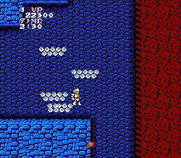 Ghosts 'N Goblins (NES) screenshot: Lots of moving platforms in level 4