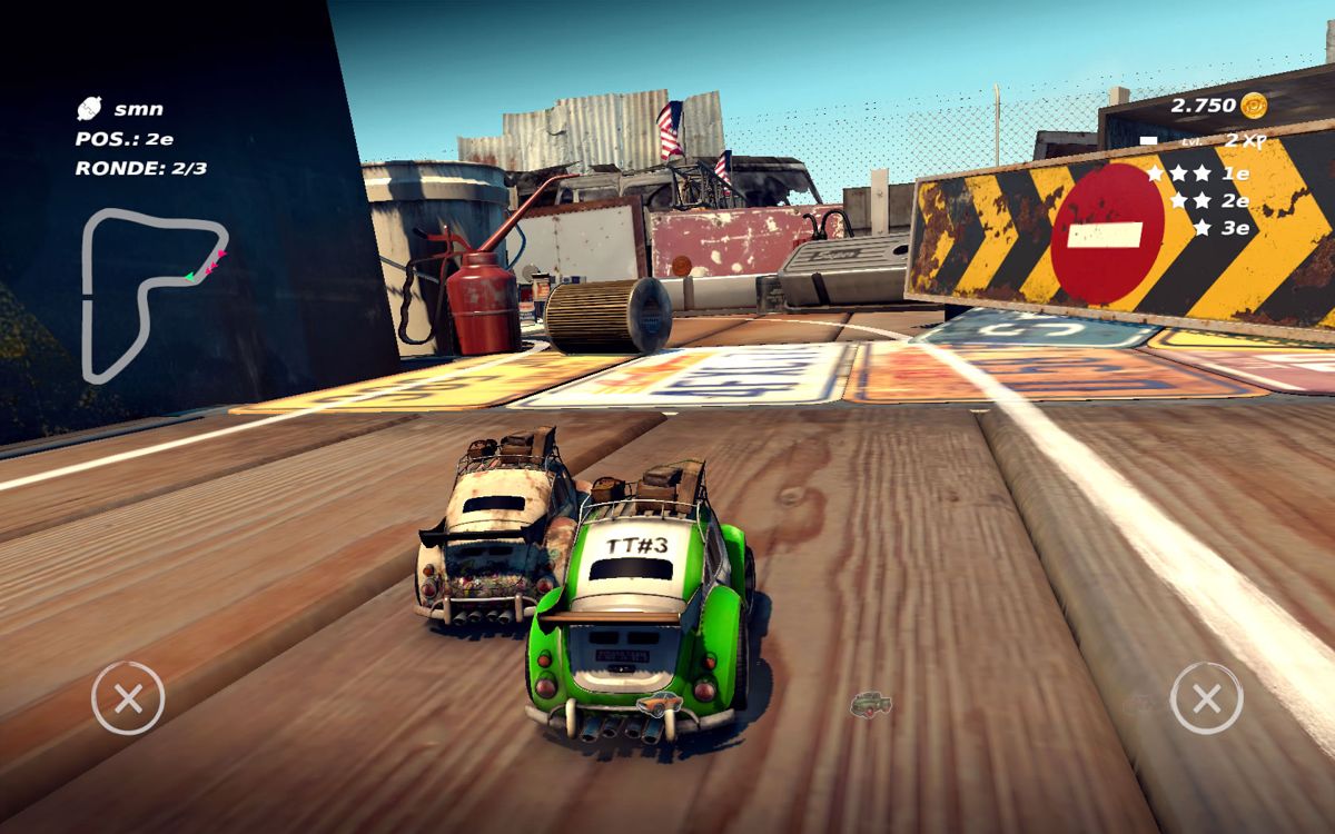 Table Top Racing: World Tour (Windows) screenshot: In pursuit for first place (Dutch version)