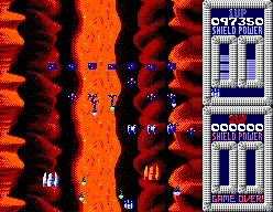 Taito's Super Space Invaders (SEGA Master System) screenshot: Two protective barriers