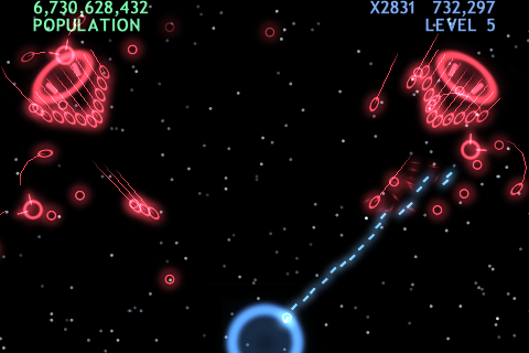 Blue Defense! (iPhone) screenshot: Fighting two large carriers at once. For this level you need to rotate the device to landscape mode.