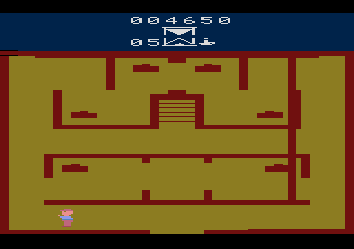 Ghost Manor (Atari 2600) screenshot: The first floor of the manor; watch out for the vertical, moving wall
