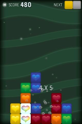 Love Love (iPhone) screenshot: We made a block of four matching pieces