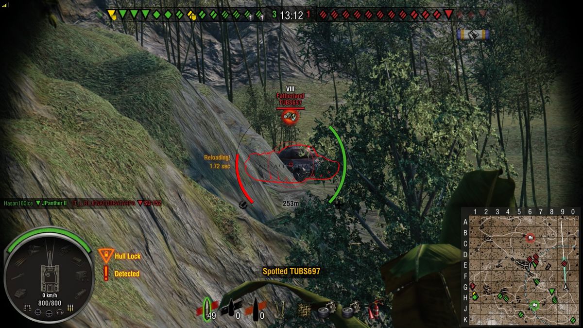 World of Tanks: Fatherland IS-3A Loaded (PlayStation 4) screenshot: Aiming at at enemy Fatherland tank peeking behind the cliff