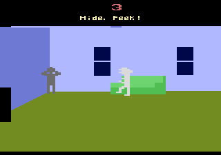Sneak 'n Peek (Atari 2600) screenshot: One player covers his eyes, while the other hides