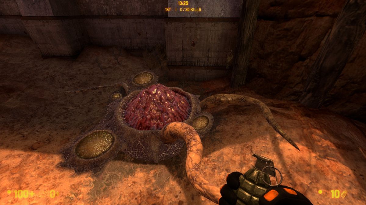 Black Mesa (Windows) screenshot: Multiplayer map (now, that's a jump pad).