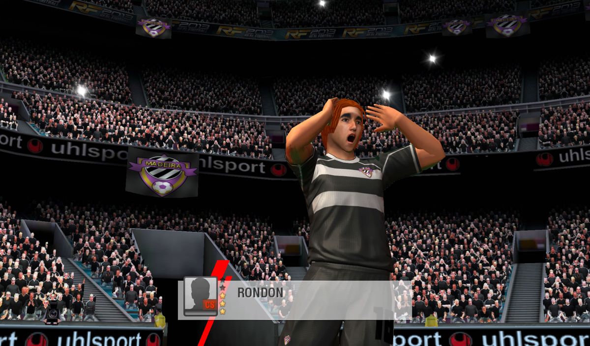 Real Soccer 2013 (Android) screenshot: Goal celebration