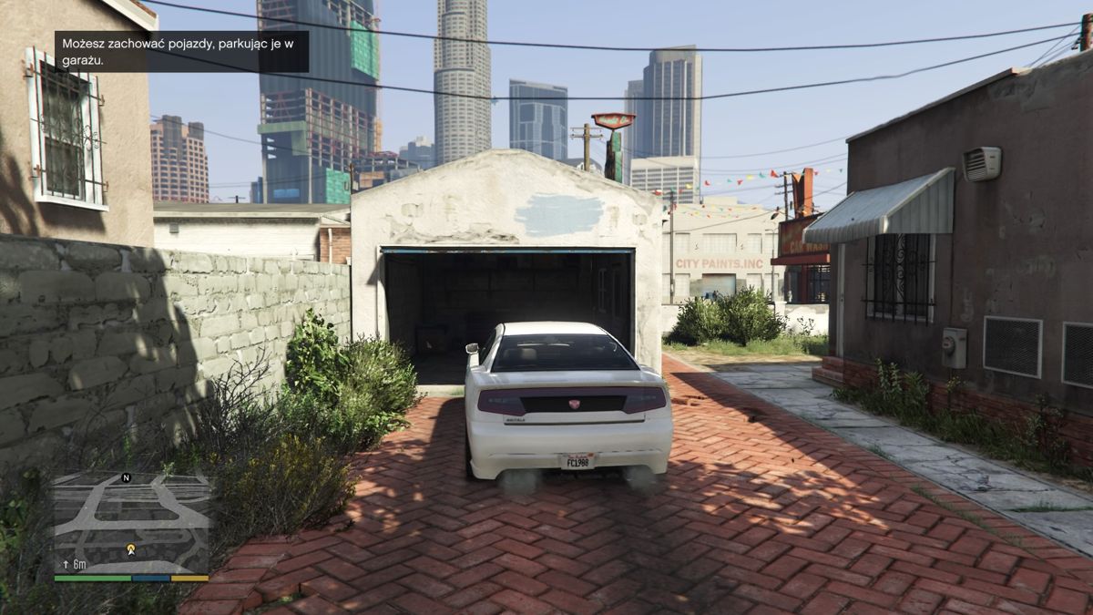 Grand Theft Auto V (PlayStation 4) screenshot: Garage