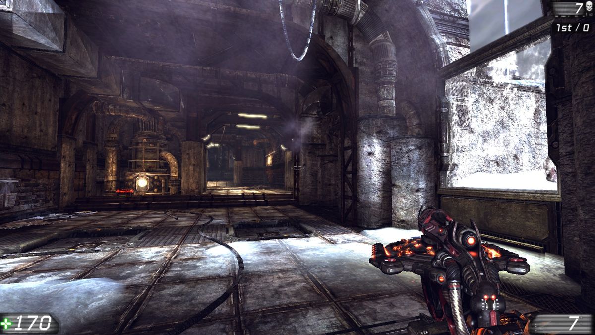 Unreal Tournament III: Titan Pack (Windows) screenshot: Opponents are just around the corner.