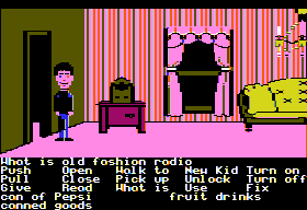 Maniac Mansion (Apple II) screenshot: Old fashioned radio.