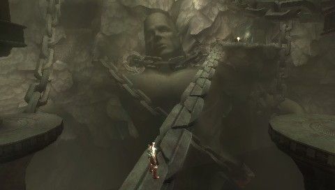 God of War: Chains of Olympus (PSP) screenshot: The chained titan