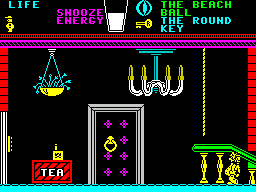 Pyjamarama (ZX Spectrum) screenshot: This screen has the added complication of a conveyor belt moving left to right