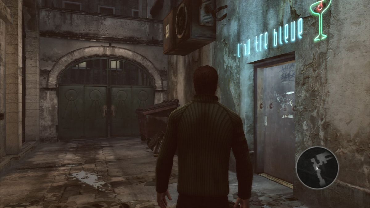 Robert Ludlum's The Bourne Conspiracy (PlayStation 3) screenshot: Following the suspect into the bar