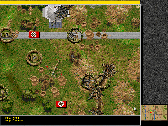 SPWW2 (DOS) screenshot: Soviet aircraft bombing German positions at the start of a scenario.