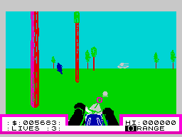 Deathchase (ZX Spectrum) screenshot: You can also shoot tanks for bonus points