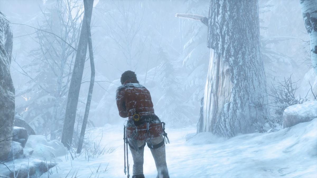 Rise of the Tomb Raider: 20 Year Celebration (PlayStation 4) screenshot: Rise of the Tomb Raider - Looking for a shelter from the cold