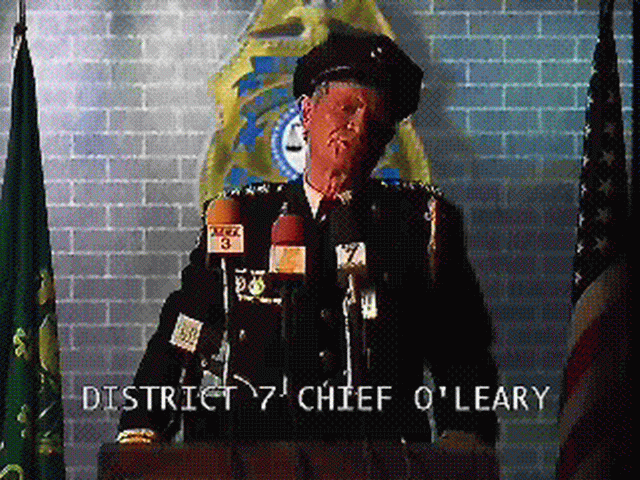 Blown Away (Windows 3.x) screenshot: District 7 Chief O'Leary is answering.