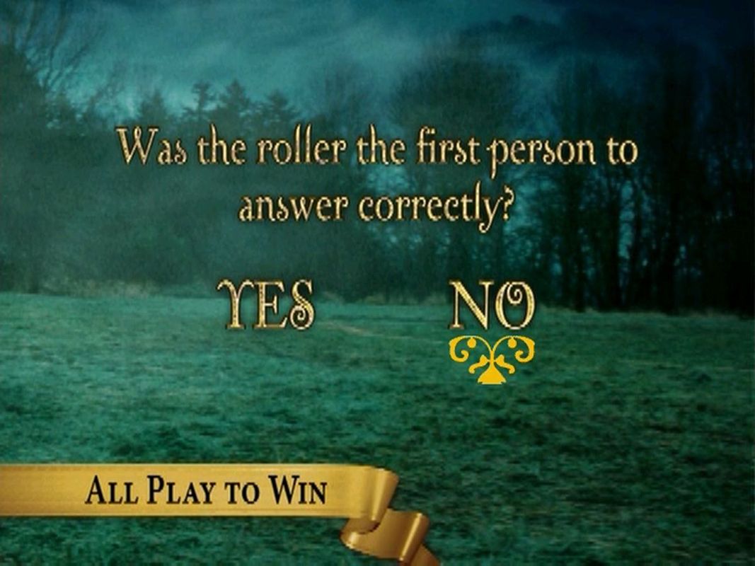 Scene It?: Twilight (DVD Player) screenshot: When a player reaches the STOP square on the board the face an All Play To Win question. When the time is up the game asks whether the question was answered correctly