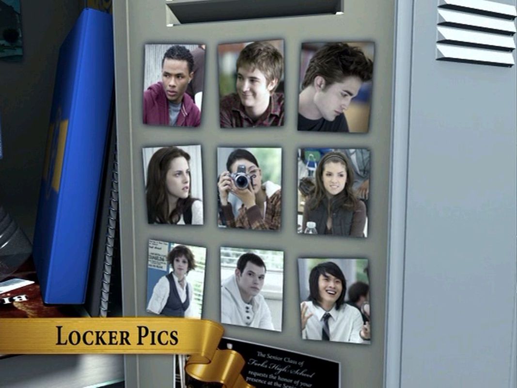 Scene It?: Twilight (DVD Player) screenshot: Locker Pics is a mini game where the player must memorise these pictures and then recreate the grid when the photos are presented one at a time