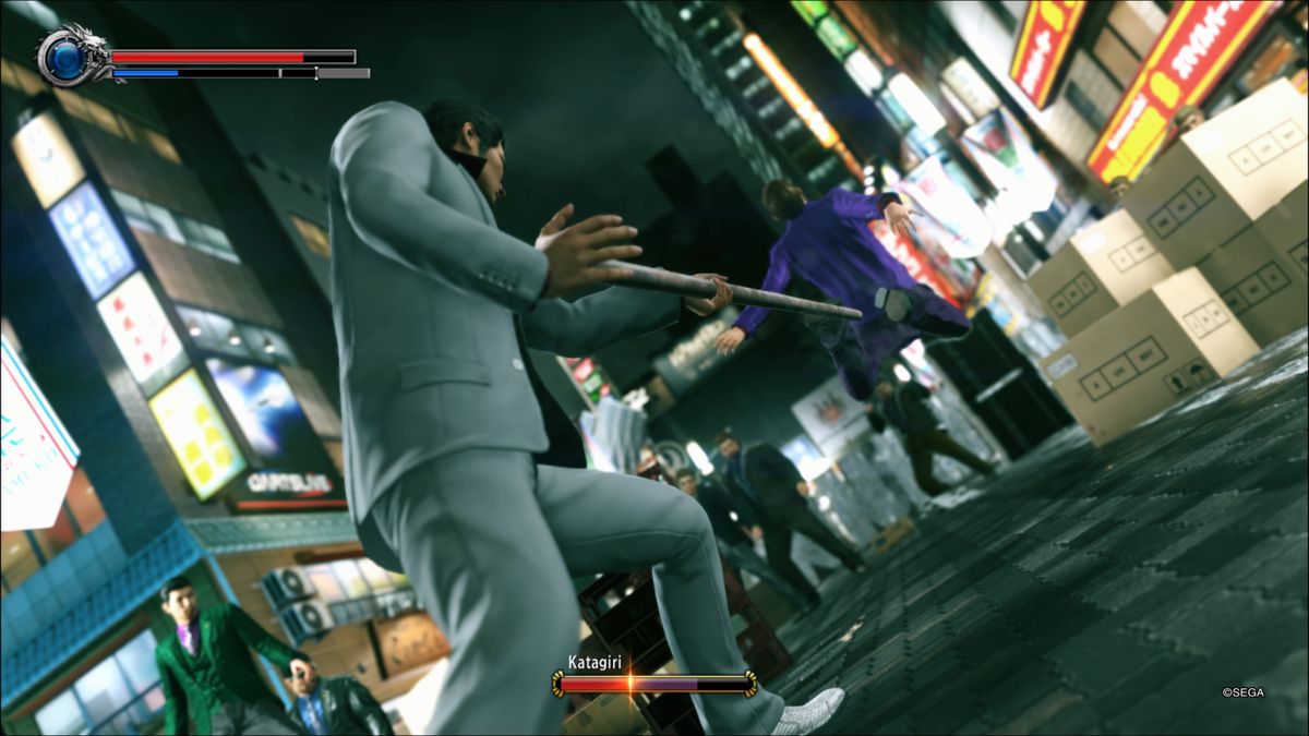 Yakuza: Kiwami 2 (PlayStation 4) screenshot: Special metal-pipe-in-the-a$$ move