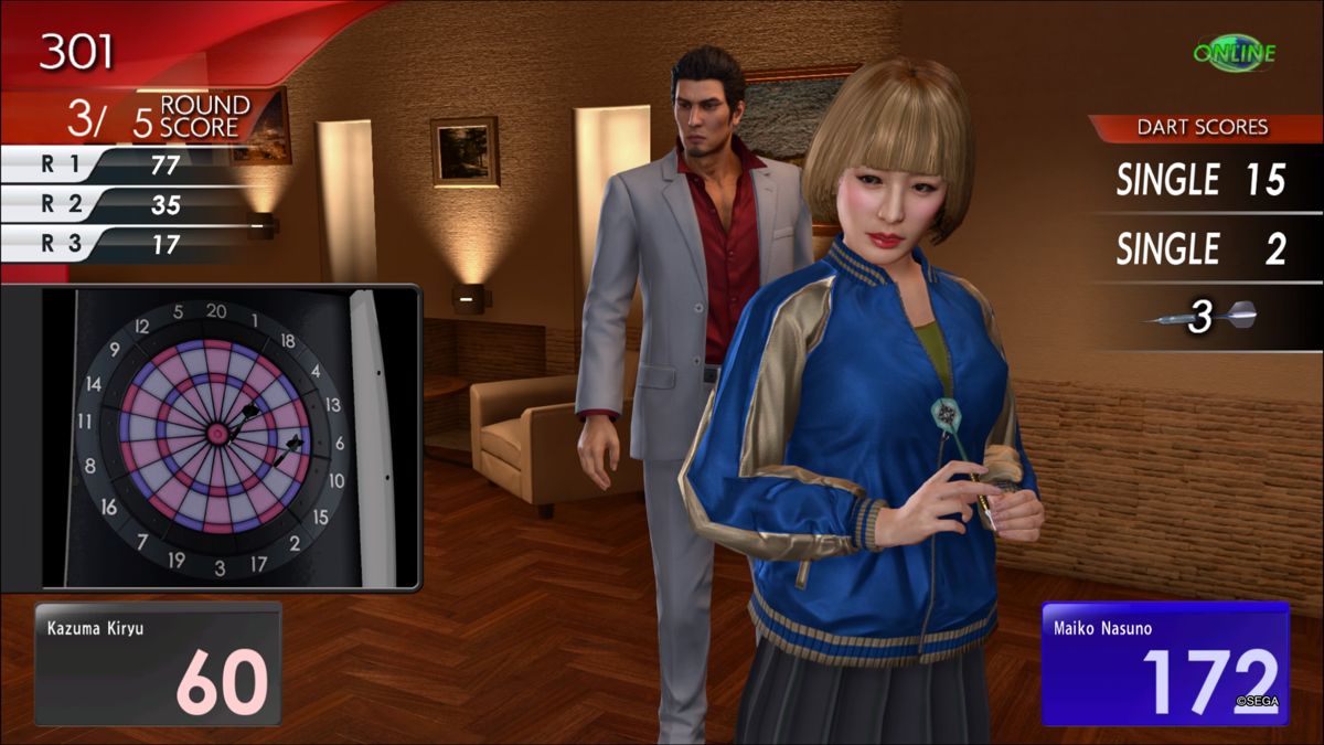 Yakuza: Kiwami 2 (PlayStation 4) screenshot: Playing a game of darts