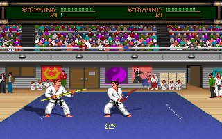 Budokan: The Martial Spirit (DOS) screenshot: Bo vs Nunchacku in Match 4