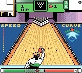 10-Pin Bowling (Game Boy Color) screenshot: Taking a shot with no adjustments.