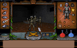 Ultima Underworld: The Stygian Abyss (DOS) screenshot: Wouldn't be a fantasy RPG without a few undead enemies