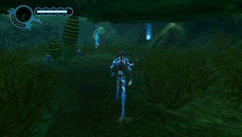 James Cameron's Avatar: The Game (PSP) screenshot: These glowing things are Eywa spirits