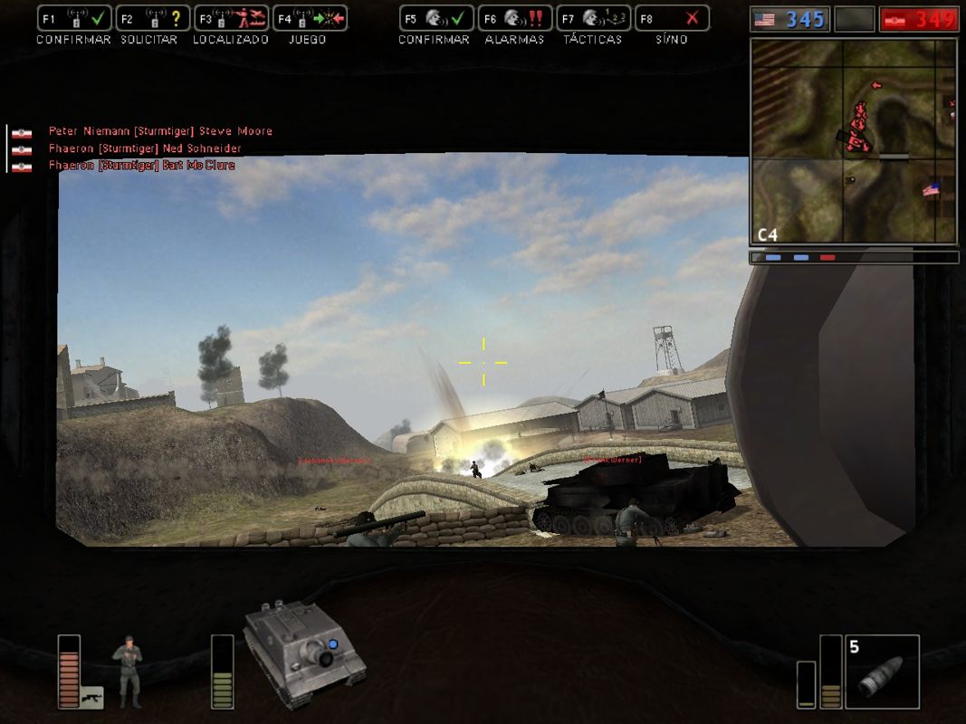 Battlefield 1942: Secret Weapons of WWII (Windows) screenshot: Firing the Sturmtiger cannon upon the enemy soldiers.