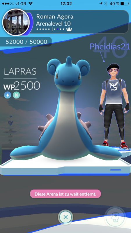 Pokémon GO (iPhone) screenshot: Every gym has capacity for ten different trainers' Pokémon.