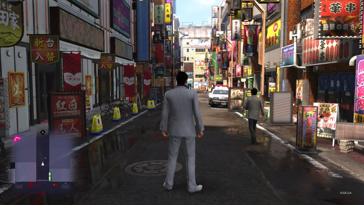 Yakuza 6: The Song of Life (PlayStation 4) screenshot: Back in Kamurocho, yet again