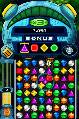 Bejeweled: Twist (Nintendo DS) screenshot: Bomb gem