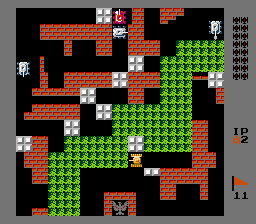 Battle City (NES) screenshot: i'm hiding