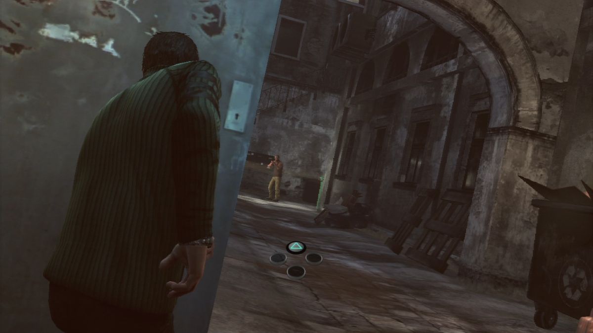 Robert Ludlum's The Bourne Conspiracy (PlayStation 3) screenshot: Quick-time events are often of life and death importance