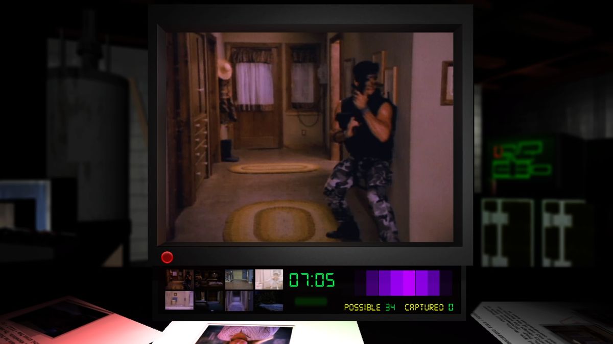 Night Trap: 25th Anniversary Edition (PlayStation 4) screenshot: An amateur commando to the rescue